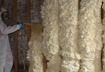 Types of Spray Foam in Sterling Heights